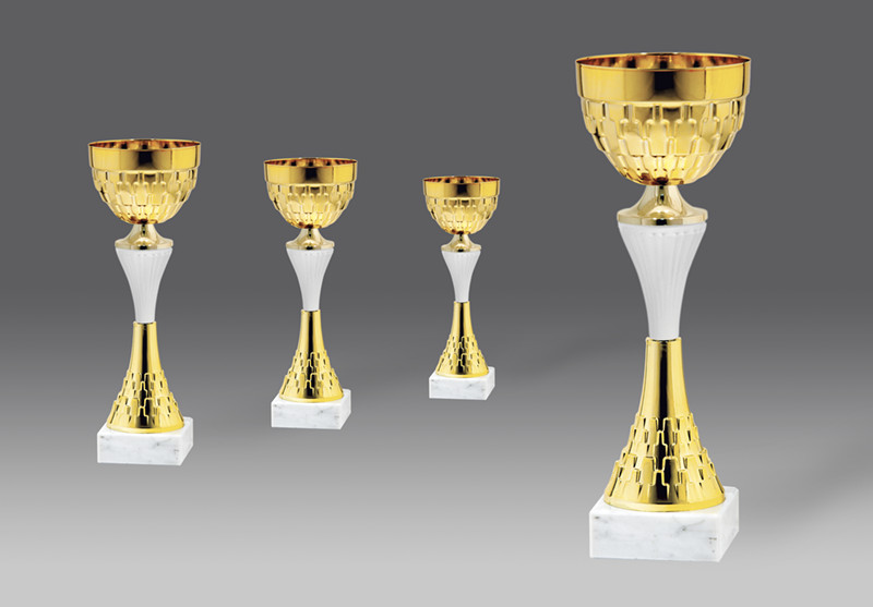 Puchar G24379 4, &oslash;12, h.34 (produkt niedost�pny) puchary statuetki medale