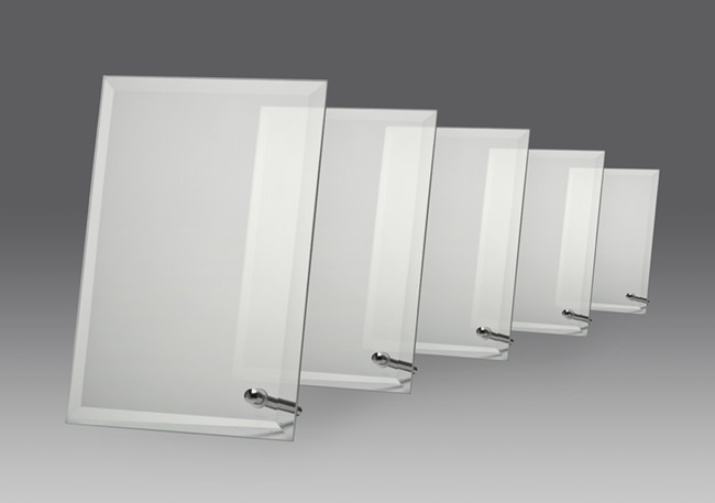 tabliczka grawerowana na statuetk� W203-W205 (produkt niedost�pny) puchary statuetki medale